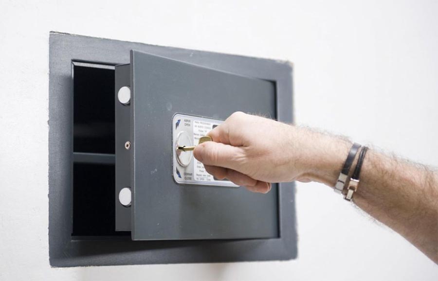 instalacion de caja fuerte en barcelona